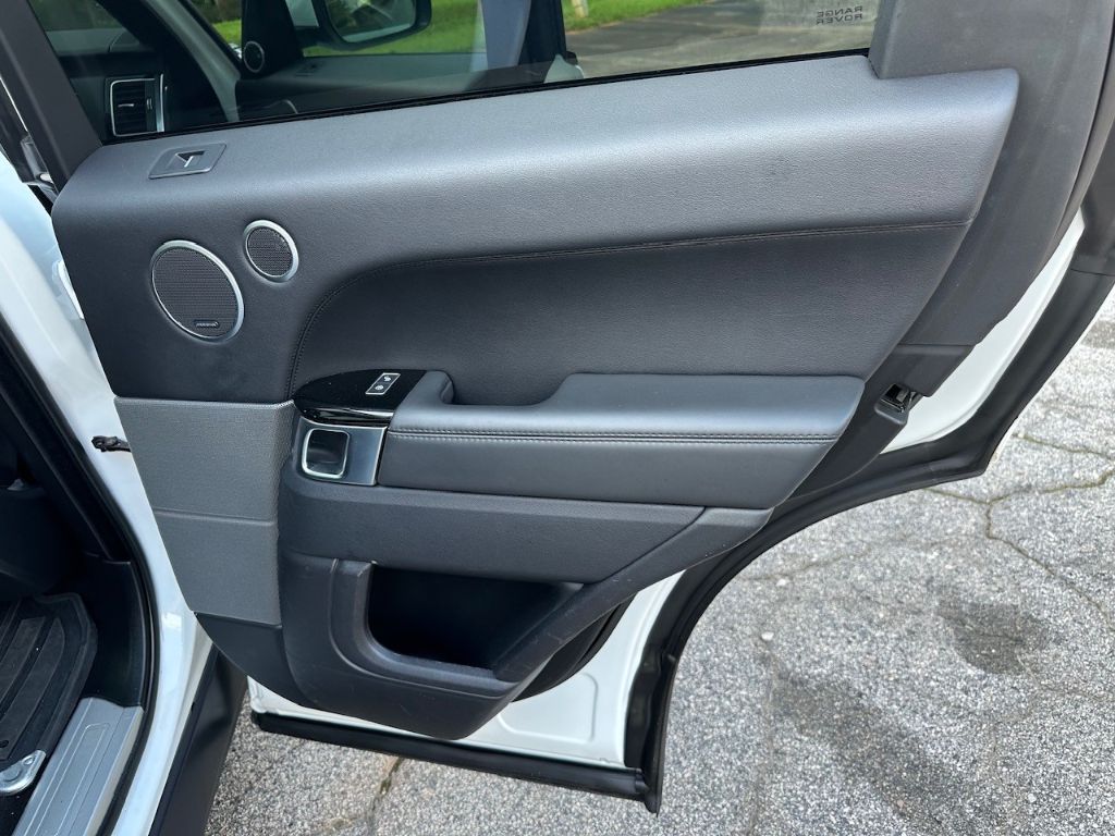 2024 Toyota Corolla Cross LE - Photo 22