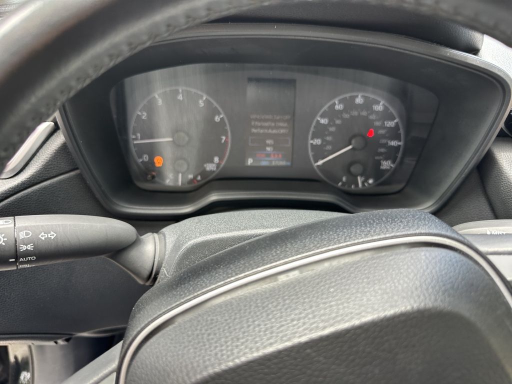2024 Toyota Corolla Cross LE - Photo 23